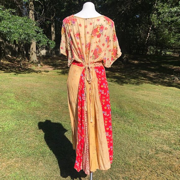 Vintage Silhouettes Floral Quilted Peasant Dress - Picture 5 of 11